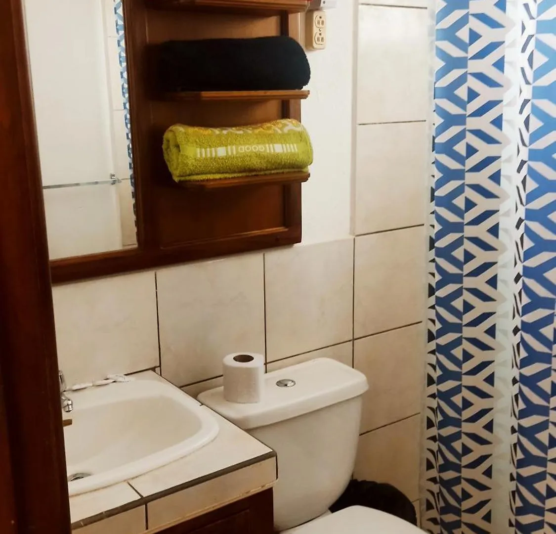 Acogedora Casa Completa Con Jacuzzi Privado 0*, Quito Ecuador