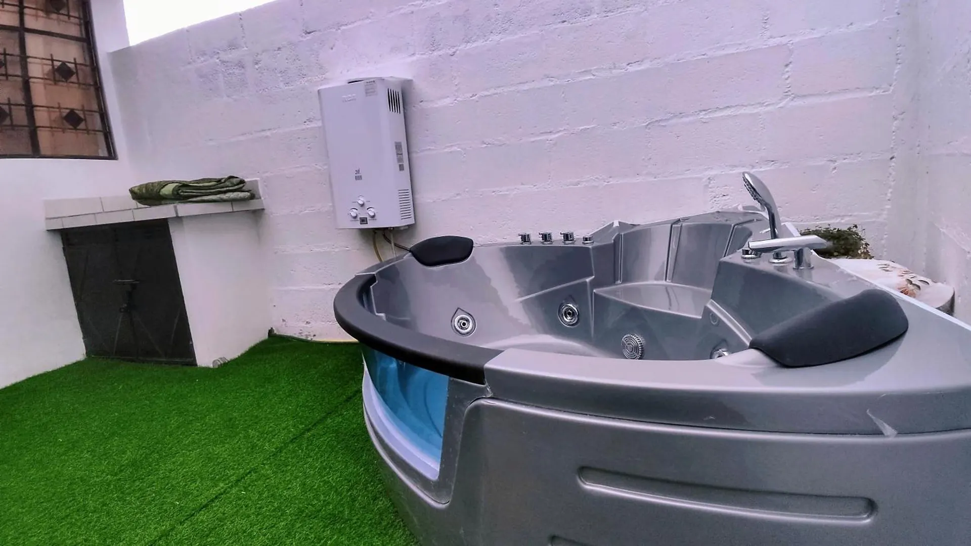 Acogedora Casa Completa Con Jacuzzi Privado Ecuador